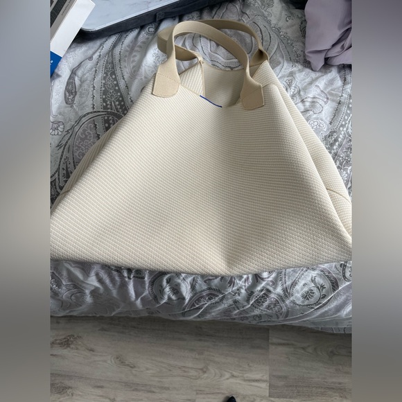 Rothy's The Large Lightweight Tote Cream Neon Green Handle Machine Washable - Picture 2 of 16